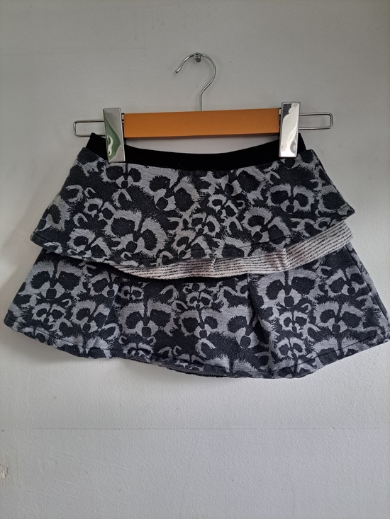 Cokluch Dresses & Skirts - 🇨🇦 Cokluch Mini Girl Tiered Black and Gray Knit Skirt 5